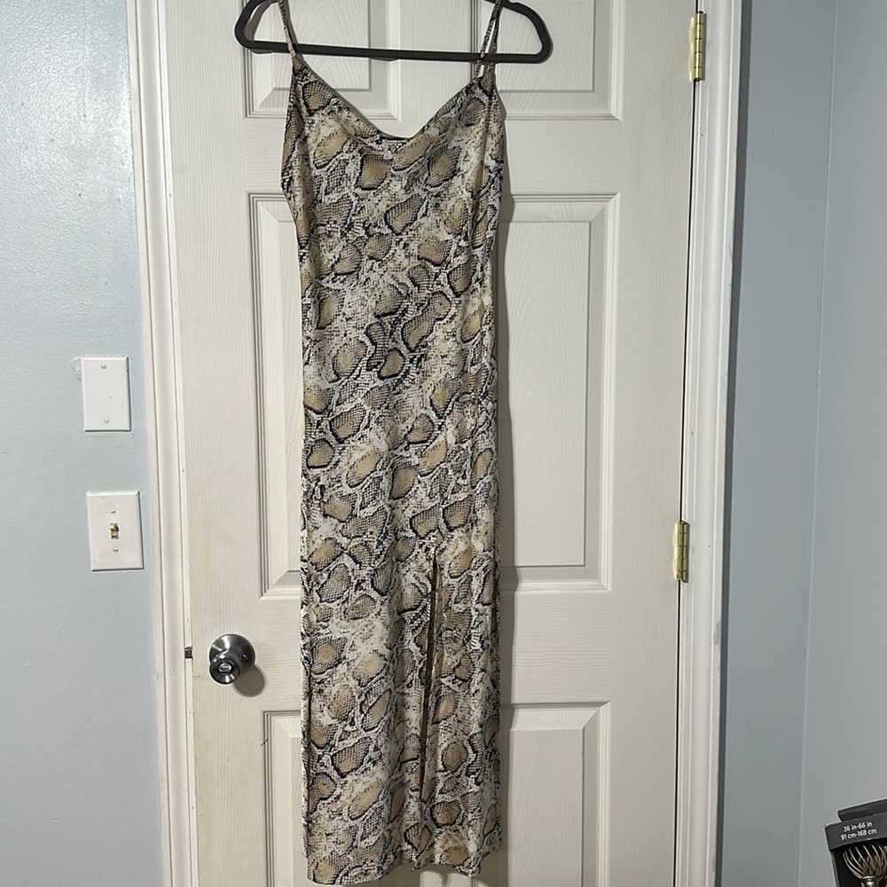 Shake skin midi slip dress